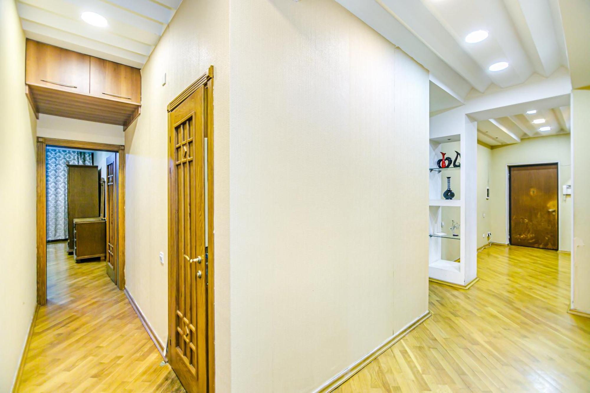 Nizami Apartment By Baku Housing Exterior photo